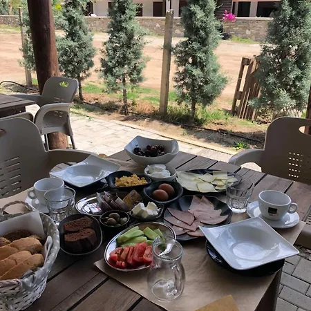 Lejlighed Mad's Néa Péramos