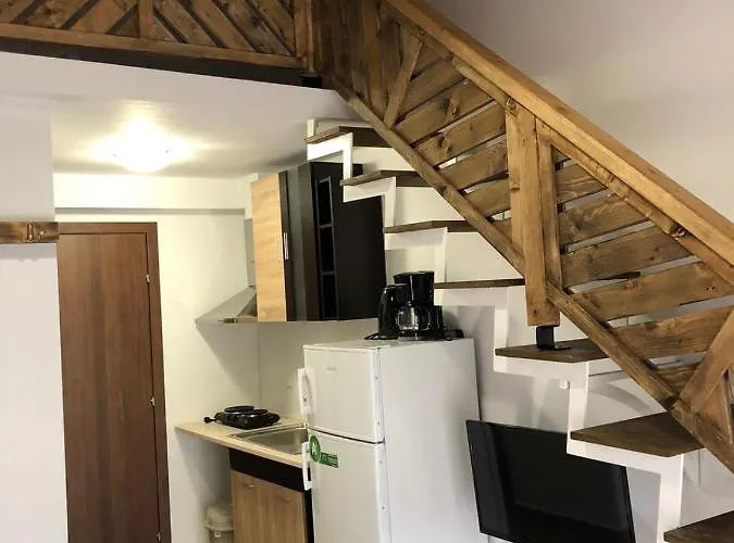 Mad's * Néa Péramos